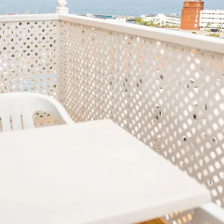 De Adeje Hotell 3*
